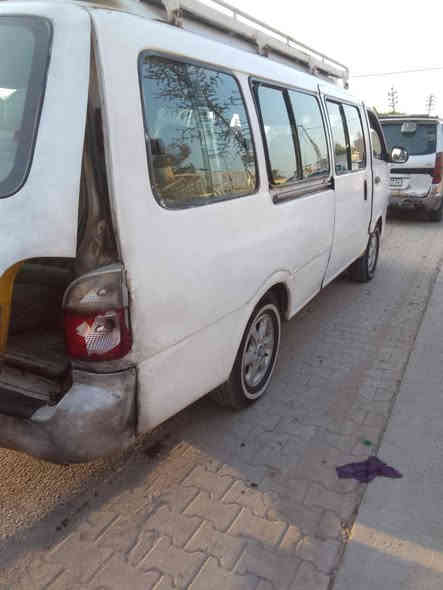 السلام عليكم 
منغولي 14اصل مسكر بس مكينه مفتوح 
رقم نكليزي.مصفره مرؤر وهيئه 2005اصل 
حداديه توني مسويها جاهزه كبل لشارع السعر  95 عل النت مامتواجد 
***********
