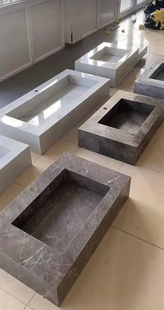 انا بفصل مغاسل بورسلين بجوده عاليه وسعر متوافق جدا حسب المواصفات ***********
