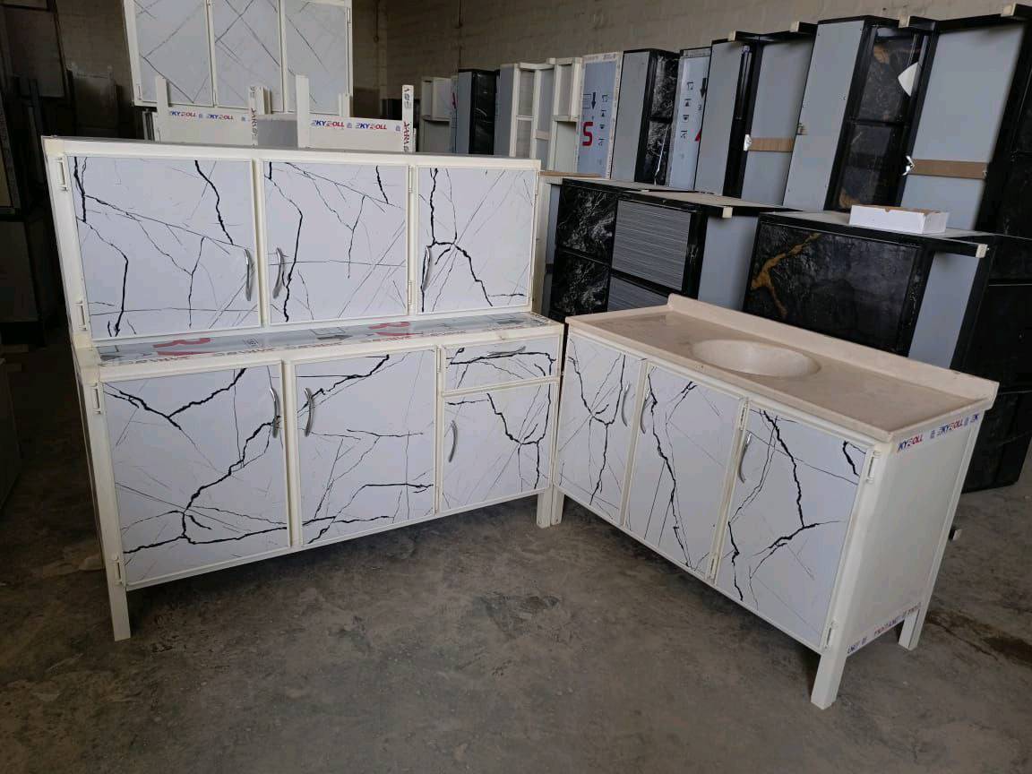 كاونتر مترونص  ارضي.وملحق مترونص  

وسنك متر و 20 سم . 



السعر  250 الف

توصيل لجميع المحافظات العراق 

الاحجز والاستفسار راسلو الصفحه