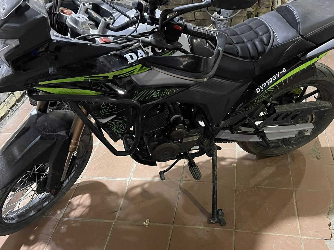 دايوان ادفنجر 250cc
الدراجه لوز شرط الفحص كفاله عامه من البرغي للبرغي جيب وياك فيتر و افحص
الدراجه استعمال شخصي مو للشغل جبتها بس للضروف احكام ماشيه 9000
الدراجه محور الويل الخلفي جاهز تاخذه و زنجيل ربل اصلي ادامه عامه فلتر شوته جديد دسكات اماي خلفي جديد واير كلتش ايضاً جديد بلاد من الاخير بلاد مرقم اربيل و باسمي تحويلك شوكت متريد
السعر خاص بسبب الي يكسرون ب حلال العالم
للتواصل خاص
او على رقم : *********** 
واتس اب فقط
