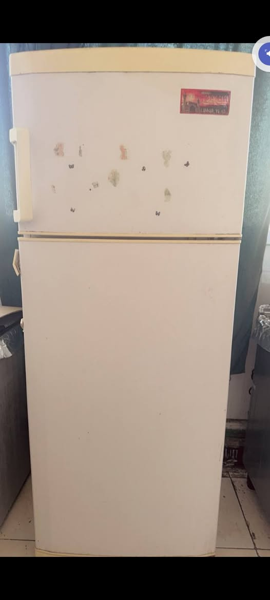 شلاجه نظيفه كلش شغاله
طباخ نظيف شغال الثلاجة سعره 150 الطباخ 150 وبيهن مجال


**إذا كنت صاحب هذا الإعلان وتريد حذفه لأي سبب، رجاءا أرسل رسالة إلى الدعم الفني**