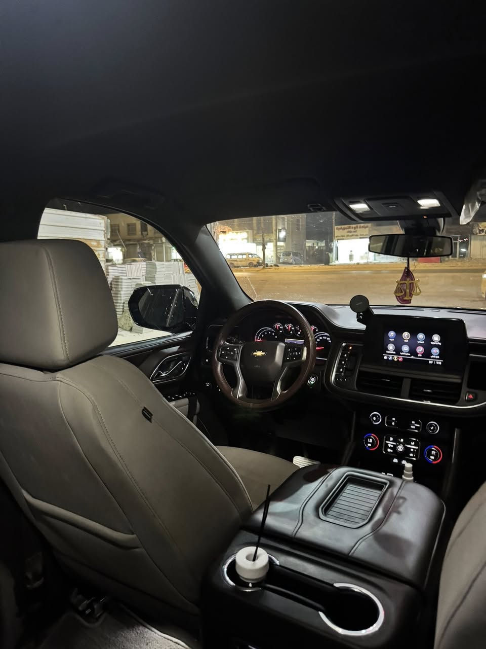 السلام عليكم
تاهو موديل 2022Lt
خليجي 
مكفولة كفالة عامة من كلشي
ماشية110 
سعرها 415 
مكانها النجف الأشرف
***********
