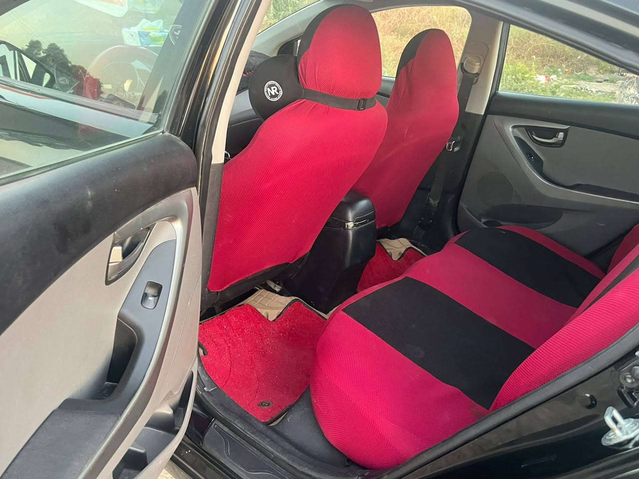 النترا للبيع موديل 16 بغداد دولي سياره جديده السعر 100 وبيه مجال بسيط الاتصال ***********
