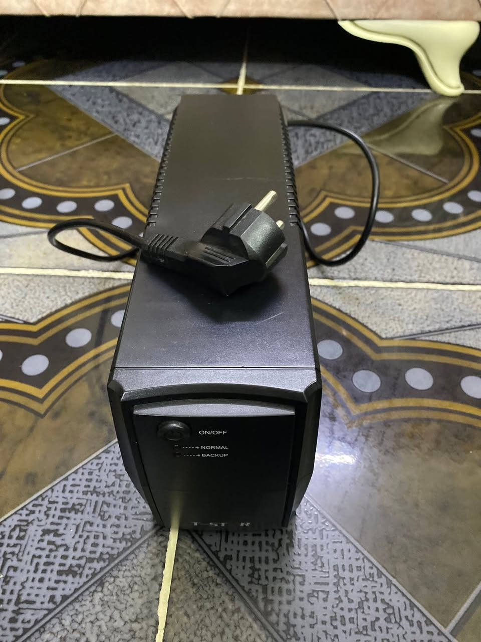 بلي 4 جديد مامفتوح اي شي ولا مبدل    
سعر 300 ألف المكان بغداد الكرخ
الرقم***********
