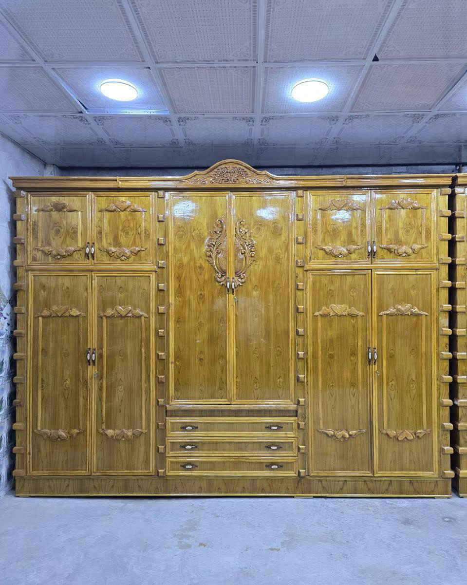 بماسبة العيد وكل عام وانتم بالف خير 

صارة عروض تخبل 
#معرض_الأسطورة

***********
