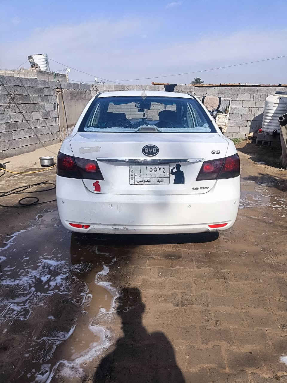 السلام عليكم ورحمة الله  
بي وايدي جي 3  البيع موديل 13 رقم نجف  
سياره جاهزه من كلشي فول المواصفات  محرك  1800 كير  اوتماتيك  بصمه تحكم ستيرن اشاير بل المري   حداديه وره وكدام كله جديد    ترايك وين ما تريد  سياره جهازه من كلشي تبريد شغال   فتحه بل القماره  مكاني النجف الاشرف  ناحيه الحيره ***********.السعر 55وبيها مجال قليل
