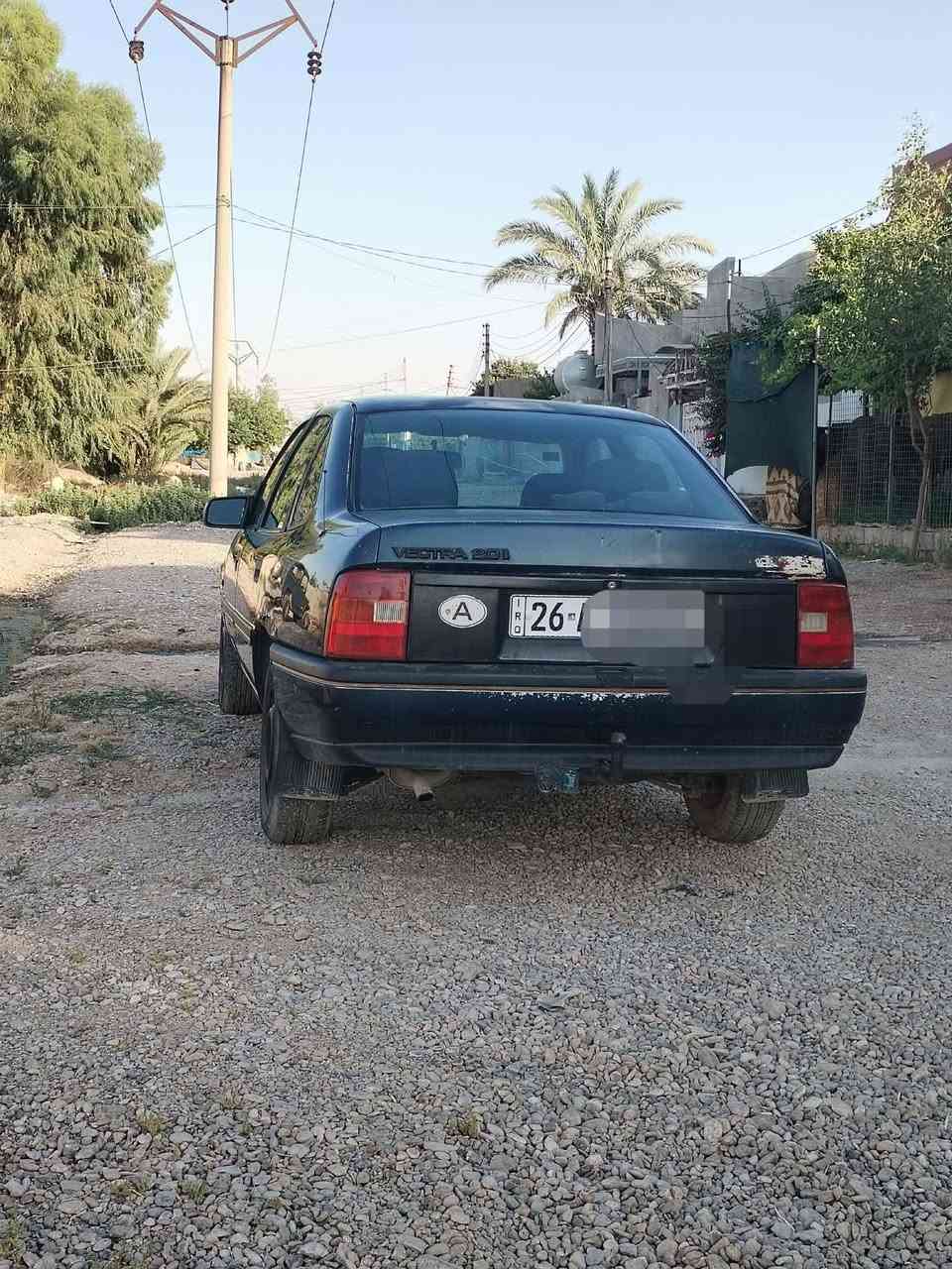 السلام عليكم
اوبل فكترا ٢٠ محرك لاصرف لابخار
 سياره  بأسمي سنويه لل٢٩
 صارله ١٥سنه عندي
الگشر كما موضح بالصور بيه بعض الخياسات
بيه بطاقه بانزين 
السياره مال جناي وسعر مناسب
السياره مكانها طوزخورماتو
لاستفسار 
هذا رقمي وبيك خير وتدلل
***********
