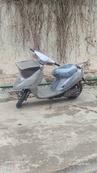 للبيع ماطور بزون ✈️ معدل تحريكه ضو امامي شغال ضو خلفي شغال اشاير شغالي...