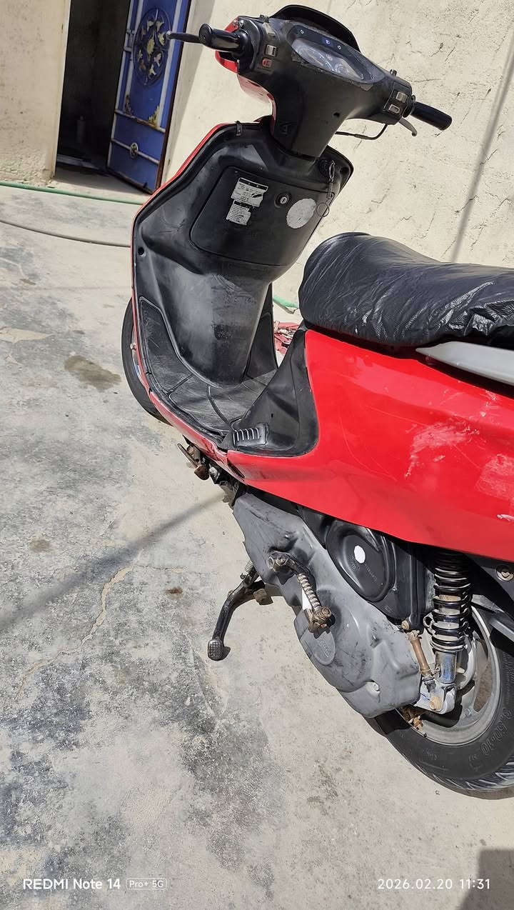 دراجه فراشه كل شي ما بيها دراجه اي نقص ما بيها ماكينه ما مفتوحه ابد دراجه حلوه الالوان بصره الزبير السعر خاص يراسلني وانا خادم اليه وهذا رقمي على الواتساب ***********
