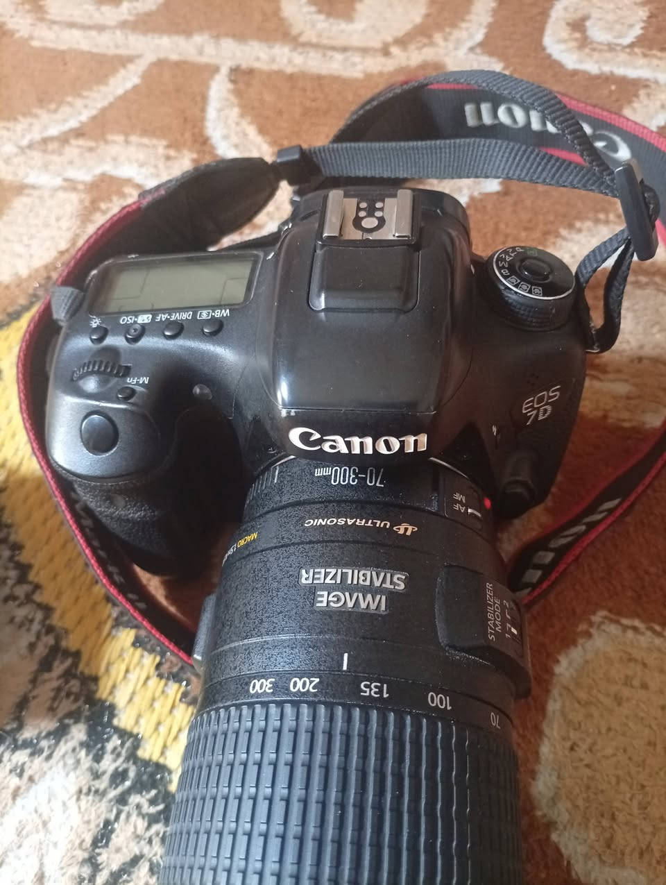 للبيع كامره كانون 7دي وياهه زوم 70,300


**إذا كنت صاحب هذا الإعلان وتريد حذفه لأي سبب، رجاءا أرسل رسالة إلى الدعم الفني**