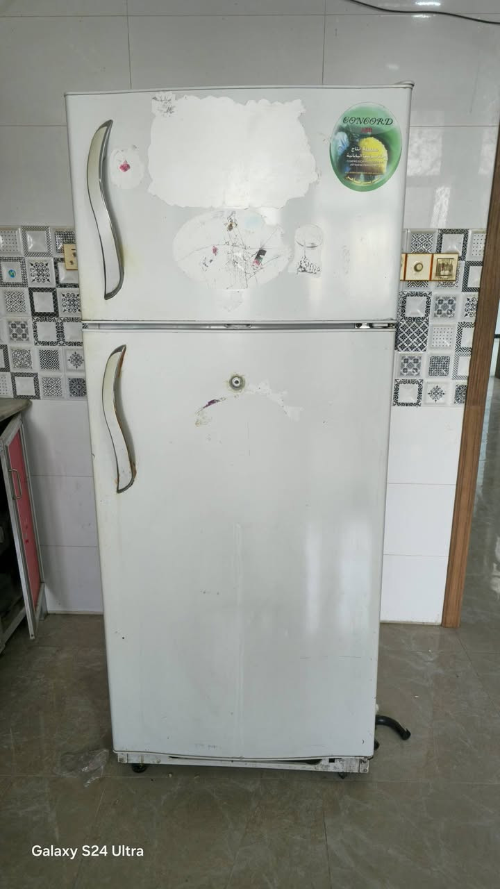 غراض منزليه مستعمله للبيع ديوانيه عروبه سعر 800 بيهن مجال ابيع شلع 
***********
