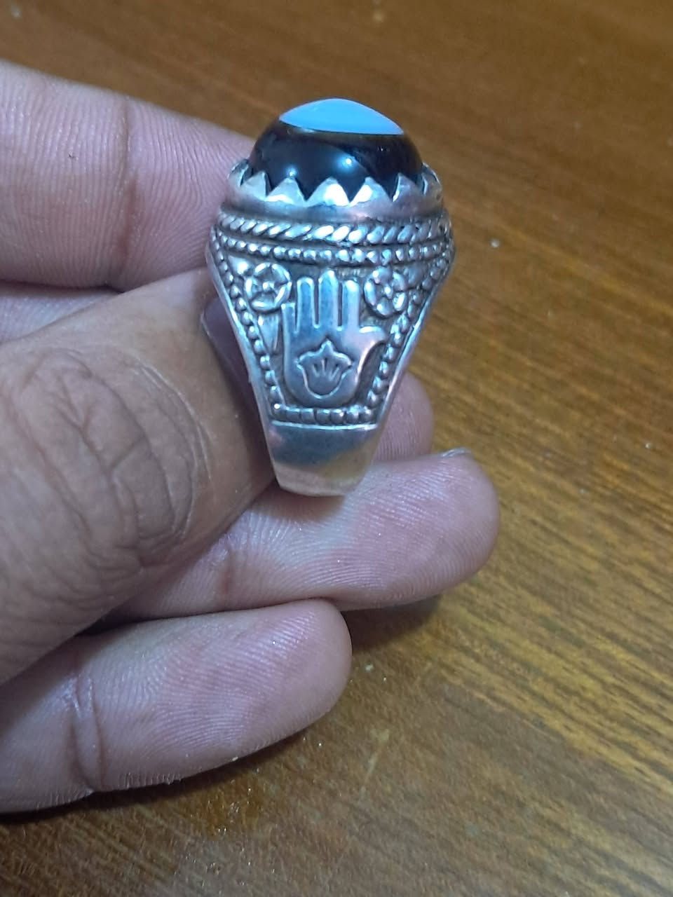 السلام عليكم
2 محبسين البيع سليماني وعقيق حلوات اصلي وصياغه حلوه كلمن وسعره


**إذا كنت صاحب هذا الإعلان وتريد حذفه لأي سبب، رجاءا أرسل رسالة إلى الدعم الفني**