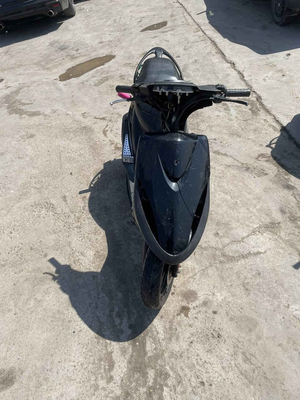 السلام عليكم ماكس عدله كامله كفرات كهربائيات كله شغاله كلج امامي خلفي رياضي دشبول رياضي الدراجه نضيفه بشكل ابريكات امامي خلفي السعر ٣٧٥ وبيه مجال وبل خدمه رقمي واتس ***********عنواني بغداد بلديات نهايت شارع المصرف
