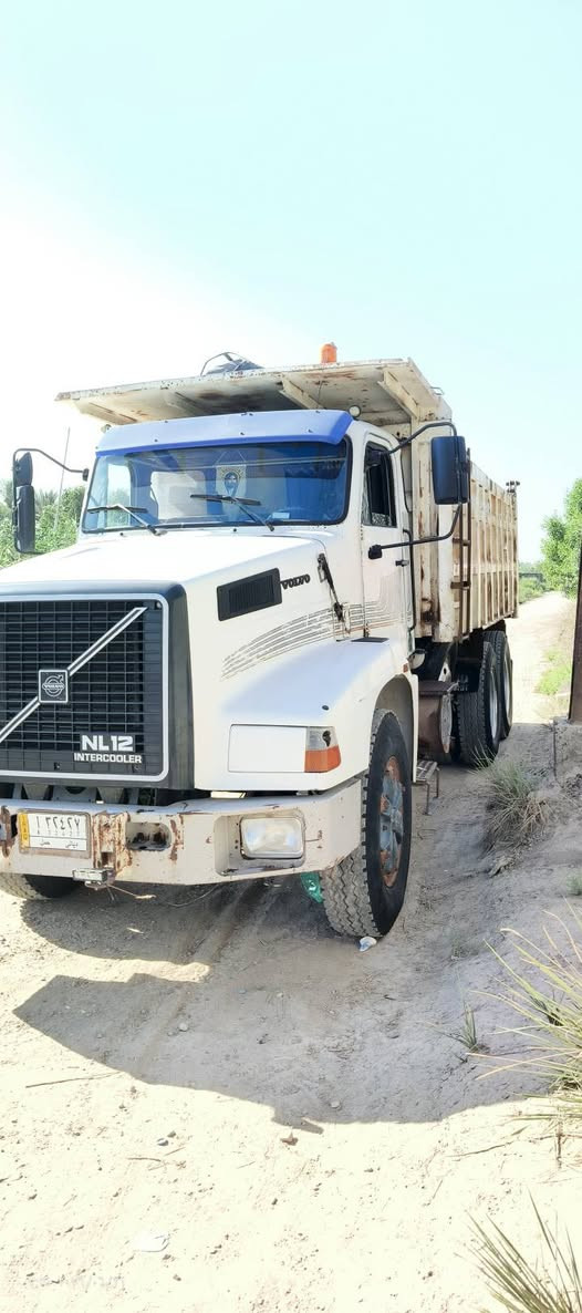 السلام عليكم فالفو تمساح  للنيع موديل 93محرك لاتنقيص ولاتبخير تبريد دوشمه كهربايات كامله تخم تاير الاستفسار ***********
