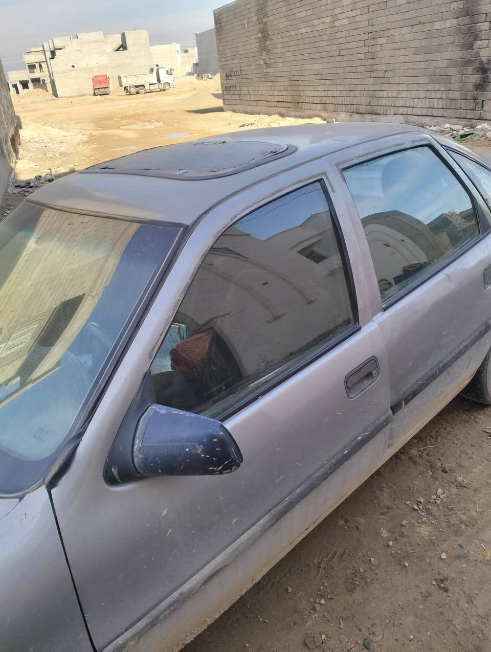 اوبل فكترا 16
موديل 93
محرك كايم 
كشر نضيف لابيها خياس ولا صبغ 
سنويا من سنة 20 ساقطه 
الرقم ألماني أر صلاح الدين 
عنوان السيارة تكريت الديوم 
السعر 26 وبيها مجال 
*********** صاحب السيارة
