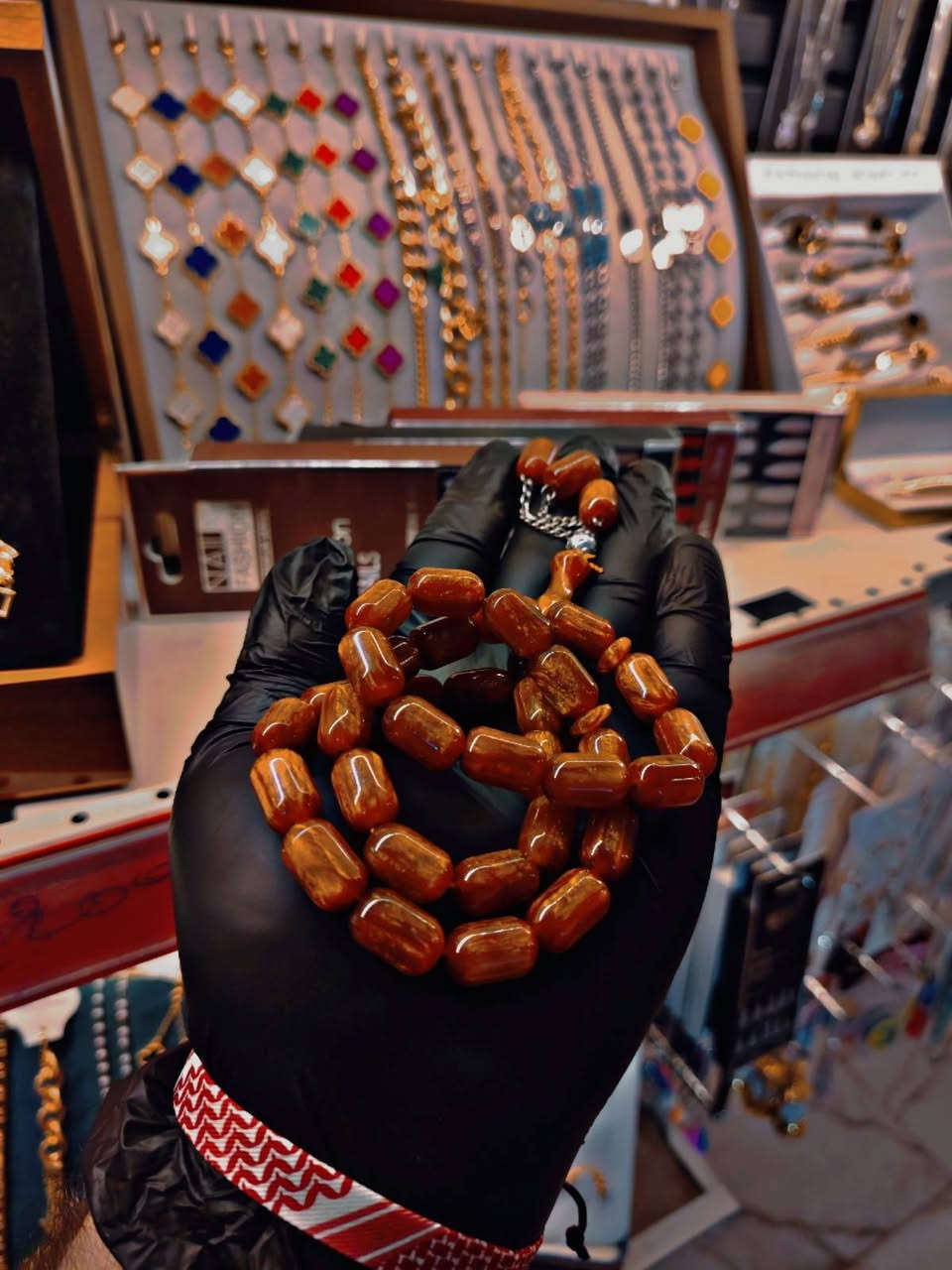 📿✨ مسبحات فاخرة… عنوان للأناقة والذوق الرفيع
🔴 أشكال مميزة مختارة بعناية
🔹 مناسبة كهدية راقية أو اقتناء خاص
متوفرة الآن في مكتب المهندس1
للإستفسار التواصل معنا عبر بريد الصفحة أو على:
WhatsApp:***********
Telegram:eng2005a
Instagram:eng2005a2

📍 الموصل-حي التعليم العالي-سايدين المول بجانب صيدلية سما التعليم

🚗 يتوفر توصيل داخل الموصل خلال أقل من 24 ساعة
