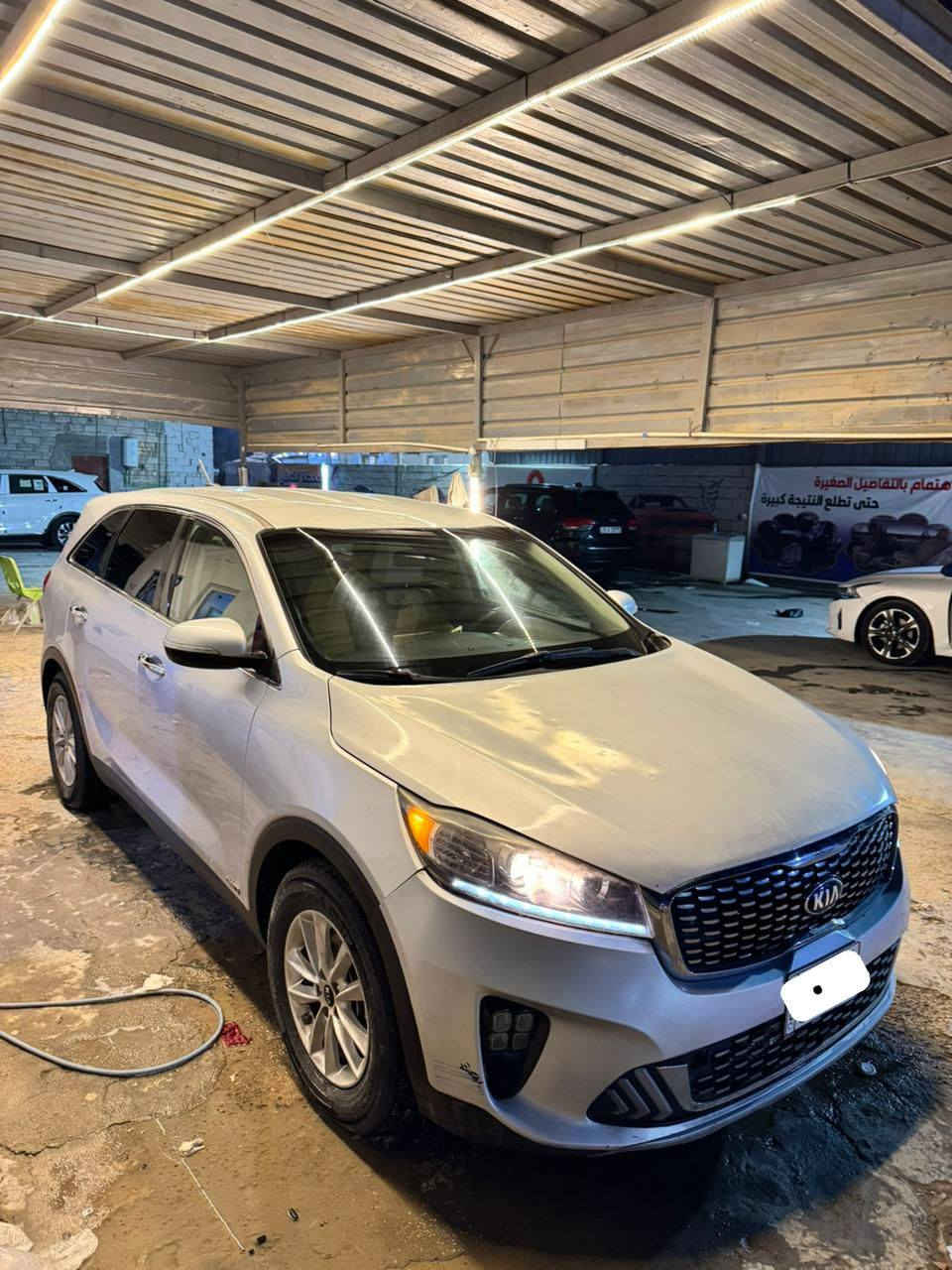 سورنتو 2019 محرك 6 سلندر وارد أمريكي ضرر بنيد وجاملغ بدون دواخل وبيه كم رصعه  خفاف  بالقماره 
رقم بغداد  مداور ثاني يوم  سياره مال جناي سعره ١٤٨ وبيه مجال لشراي يجي يشوف ويدلل  مكاني ديوانيه سدير *********** وتساب
