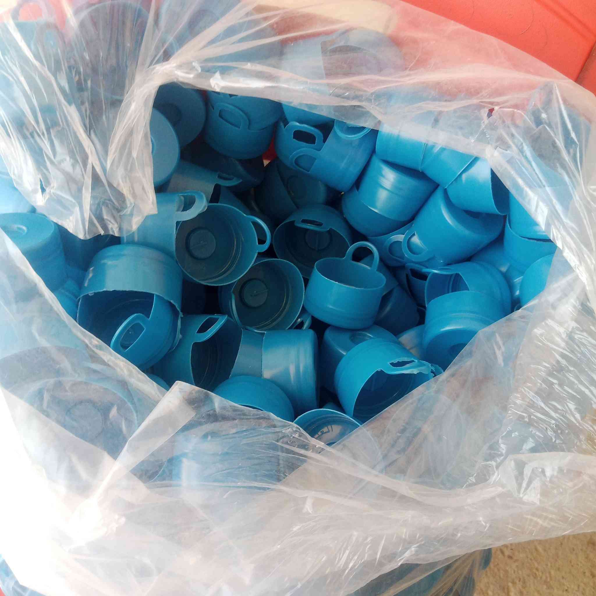 باجر إن شاء الله متوجه للنجف الاشرف امر بطريقي عل دغاره والشاميه واطلع للنجف ورجعتي امر بالحله عندي قبق ومواد غسل وانت سكيل والاسعار الي يريد امر عليه يتصل عليه وبيه خير ويدلل 
واشتري قبق تالف الكيلو ب٤٠٠ 
ومن الله التوفيق 
***********
