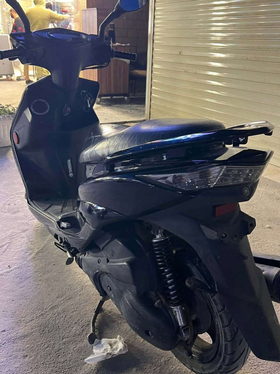 السلام عليكم دراجه لد لبيع مكينه مكفوله  شلعه ومعدل تشك لكاع دراجه اي نقص ما بيه مكان مدينه الصدر سعر خاص رقم (***********)
