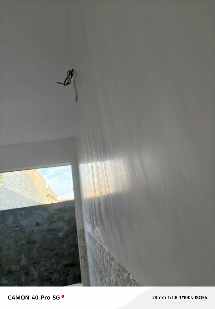 كادر جص وبورك شغل ولبخ ونثر وتنظيف بعد انتهاء العمل اسلمك شغل درجه اولى وشغال مهندس العنوان بغداد *********** بي وتساب
