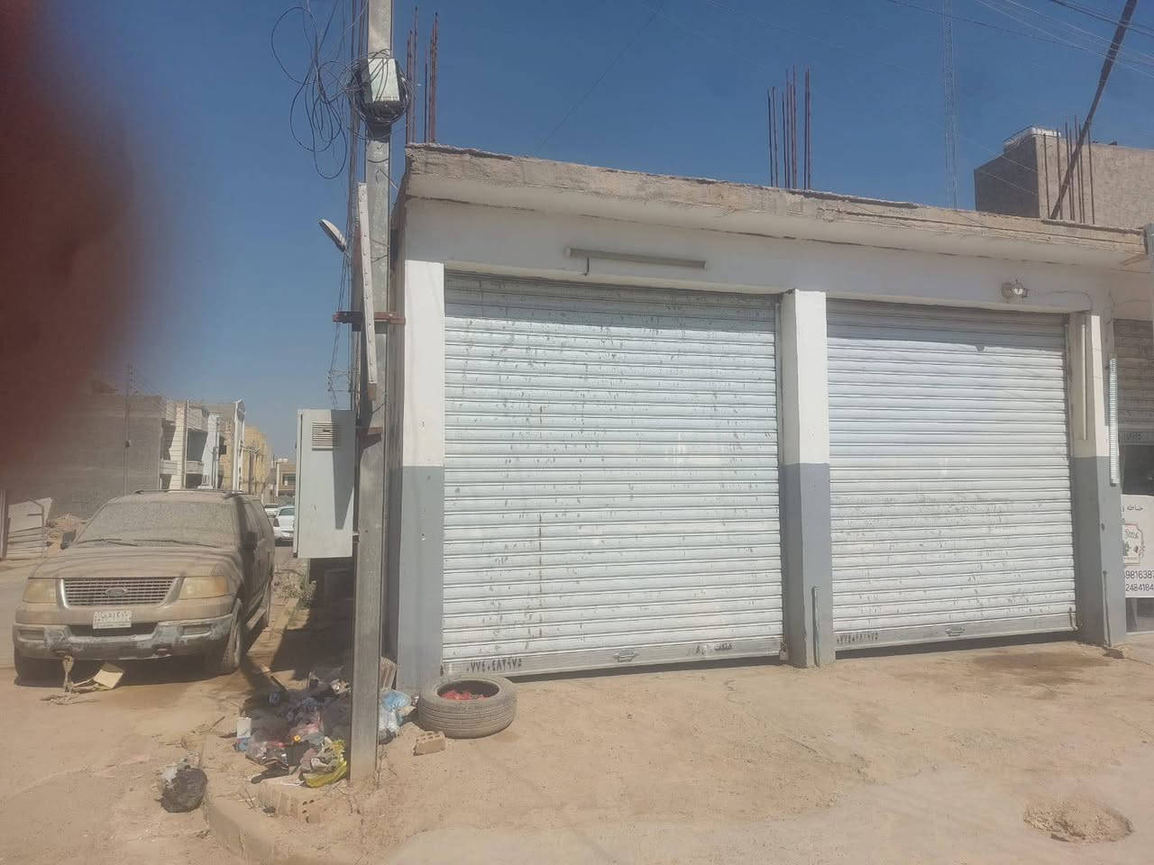 السلام عليكم احبتي 
محلات اثنين للايجار ركن بالدورة حي دجله شارع تشرين قرب من مولدة ابو فرح الشارع الفاصل بين گرارة السكني ودجله الزراعي أطوال المحل النزال 8 أمتار والعرض 3امتار 
محلات بمساحه خير من الله لاستفسار يرجى الاتصال على الارقام التاليه 
***********
***********👉 واتساب 
علما البناية مكونه من خمس محلات 3مؤجرات وباقي اثنين الركن
