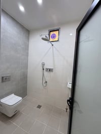 بيت مساحه 150 م حي الجامعه خلف المدينه المائيه  موقع راقي جداً للبيع آ...