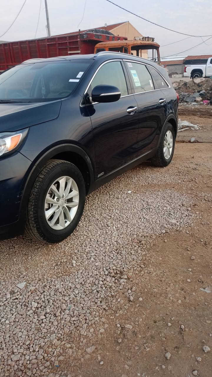 سورنتو موديل 2018 للبيع او مراوس
امريكي الضرر تبديل بنيد فقط بدون عابر 
محرك 4 سلندر
7 راكب
رقم مثنى انكليزي. بأسمي.  
ماشية 78 حقيقي 
السعر 180 وبيها مجال 
سونارها موضح بالمنشور 
مكان السيارة محافظة المثنى.  قضاء الوركاء.  
***********
