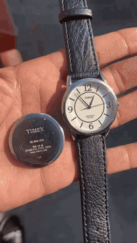ساعه تايمكس انتاج قديم فنتج قطر 38 او 39 ضوئي نظافه عاليه بغداد ***********
