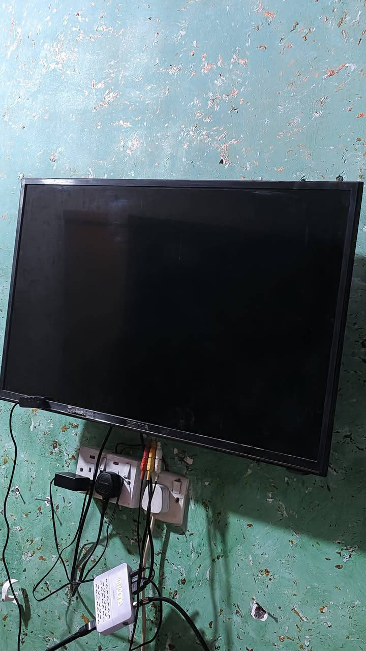 شاشه دنكا 32 السعر 90 وبيها مجال


**إذا كنت صاحب هذا الإعلان وتريد حذفه لأي سبب، رجاءا أرسل رسالة إلى الدعم الفني**