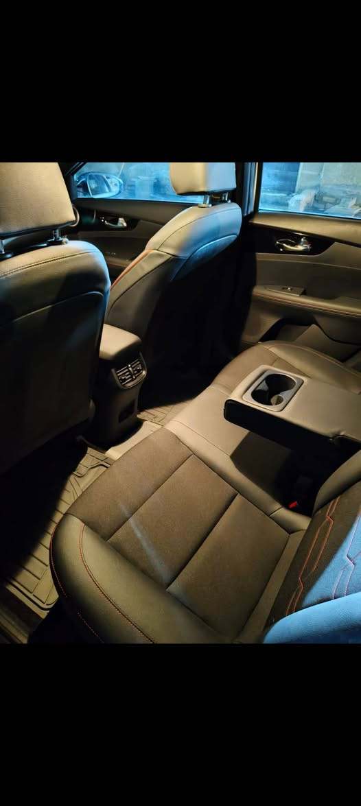 من رخصة مدير الكروب
مراوس بجارجر من موديل 15 وفوك وانطي فرق
السلام عليكم 
فورتي (2023)  فئة( GT) 
محرك 1600 تيربو 201 حصان 
كير DCTدبل كلج 7 نمر
ماشيه ( 4 ) الف اخت الزيرو
رقم بغداد بسمي تحويل ثاني يوم 
صور الحادث بالمنشور 
المواصفات .....
.بصمة تشغيل 
 تشغيل عن بعد
رمز Gt على دشبول
(شفتات ستير)
شاشة كبيرة مع نظام تشغيل ابل كار بلي
واندرويد  
كشنات جلد حضن مطرز احمر مع علامةGT
نظام سماعات (هارمن كاردن)🔈
لدات داخليه متغيره الالوان( بلادي)
قطعتين تبريد
شحن وايرليس 
دركة D  شكل رياضي مع ختم GT 
حساسات خلفية مع جرس تنبيه 
رادرات جانبية+ وامامية+ وتحديد مسار + كروز سرعه
اوتو هولد+ هاند بريك بصمه
نقطة عمياء 
دبل اكزوز
ويل كب كروم حجم 18رياضي
مكاني بغداد الحسينية ***********
