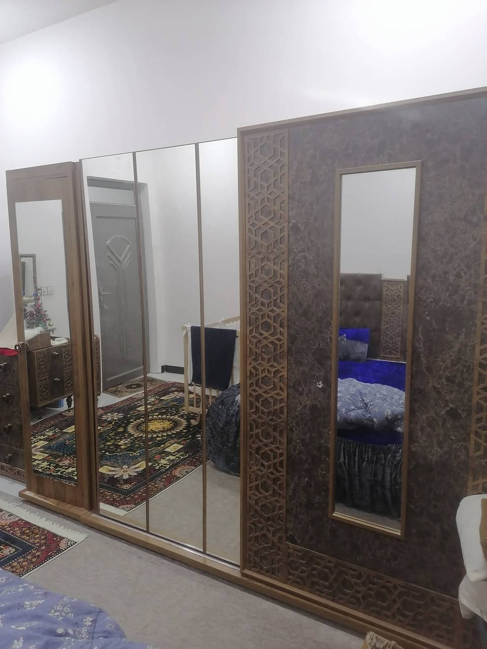 غرف سحب ثقيله ومواصفات حلوه نضيفه السعر 500
***********
