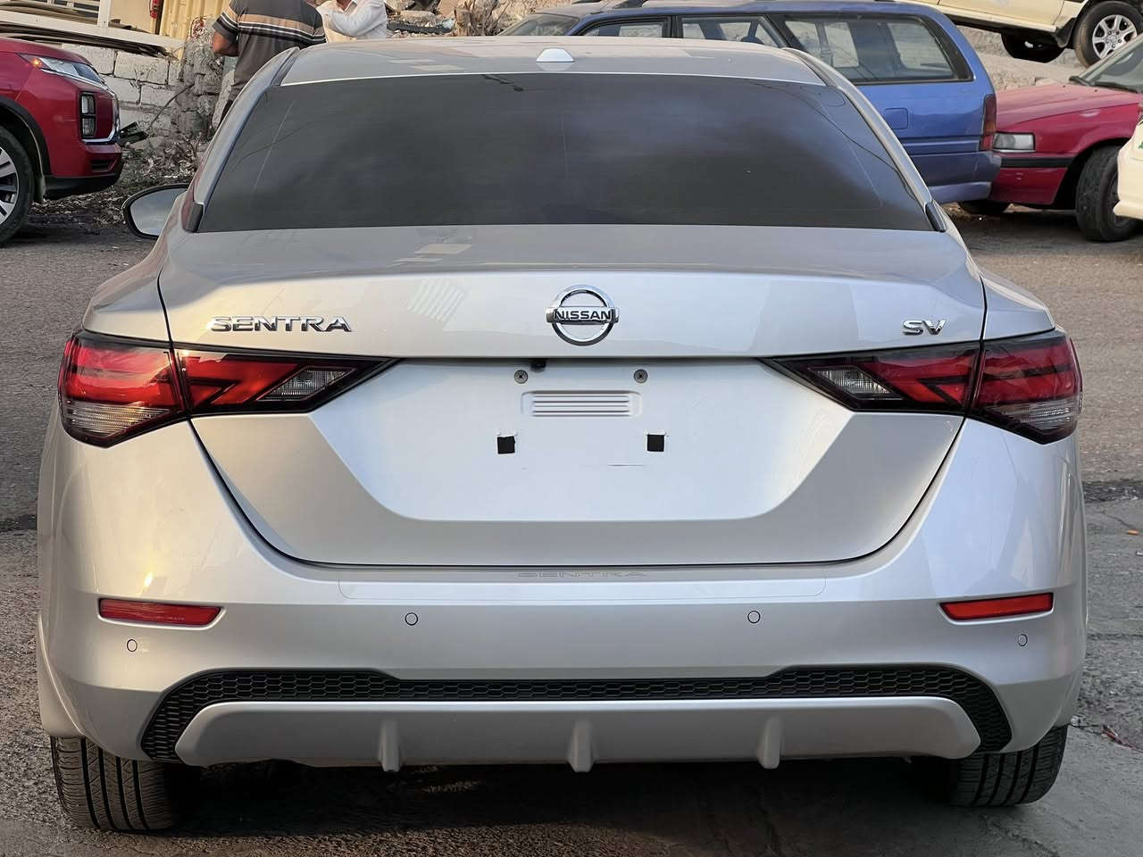 نيسان سنتره
صياره مرقمه جاهز رقم اربيل تحويل ثاني يوم
موديل 2023 
وارد امريكي 
موصفات SV كشن هيتر ستيرن هيتر 
ماشي 28 الف مايل 
صياره بيها باب صايق صبغ فقت واحد قطعه صبغ 
ملا حضه بيها 2 تعديل PDR بل جاملغ سكن امامي باب
شويه دوسه   رقم الشاصي موجود منشورات
صياره بجم كبس خلفي كبس 
بيدون ايرباگ فقت سيستم توكمه 
عنوان عقرء 
السعر 140 مجال شويه 
رقمل هاتف وتساب علي 
***********
