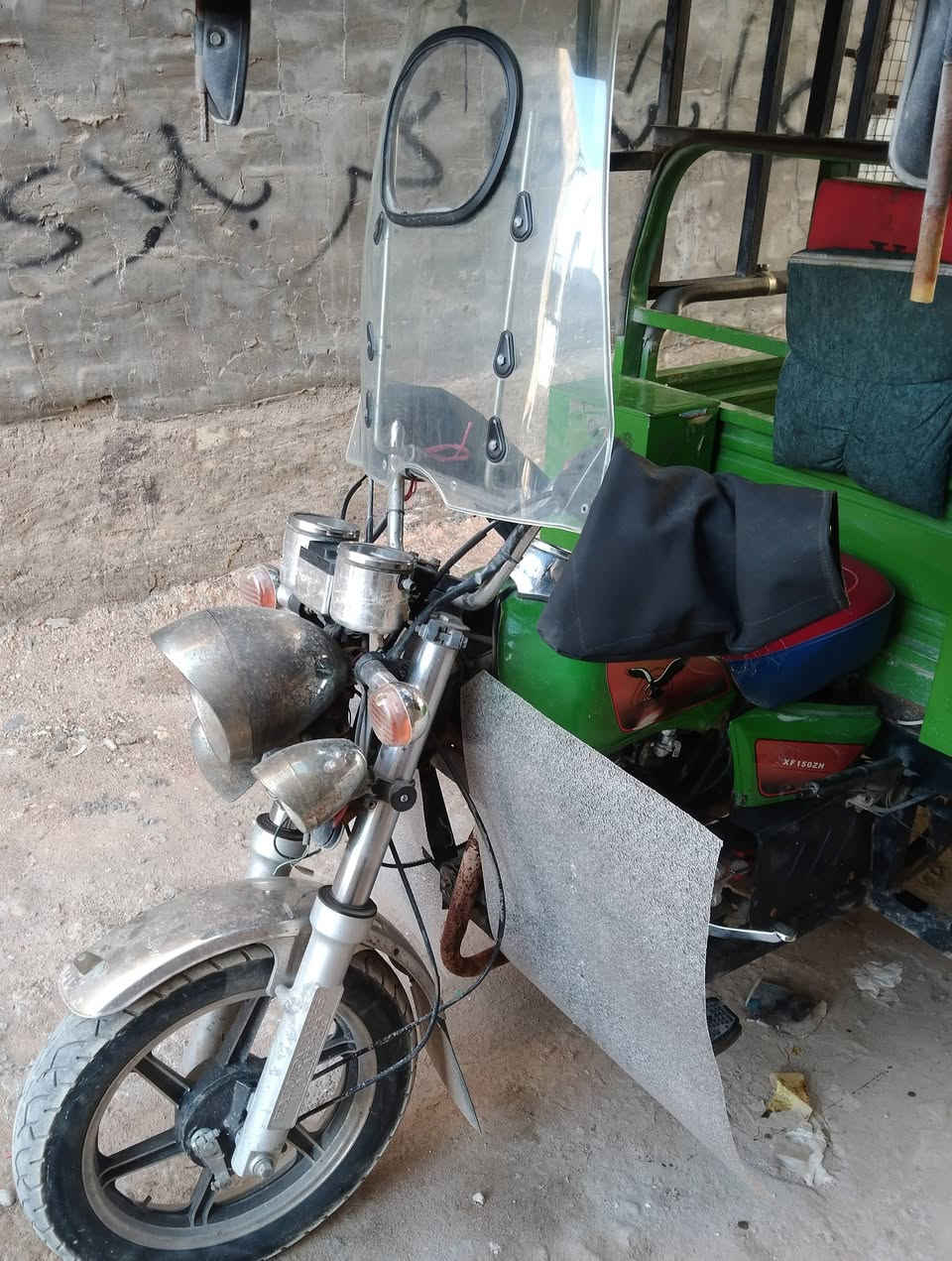 ستوتة للبيع  سنوية ورقم مديل 23
 وبيها محرك جديد مديل 26 مكفولة من الالف للياء ستوتة نضيفة وجاهزة  من كلشي وتحويل ثاني يوم ومكاني كربلاء شارع عگد بني تميم والسعر ع الخاص او الاتصال ع الرقم  ***********
