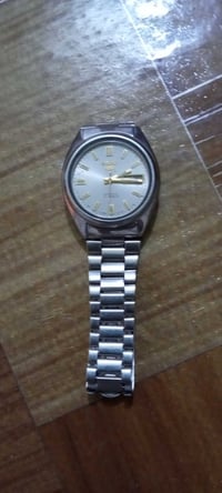 ساعة قديمة • فول اوتوماتيك • موديل سبعينات