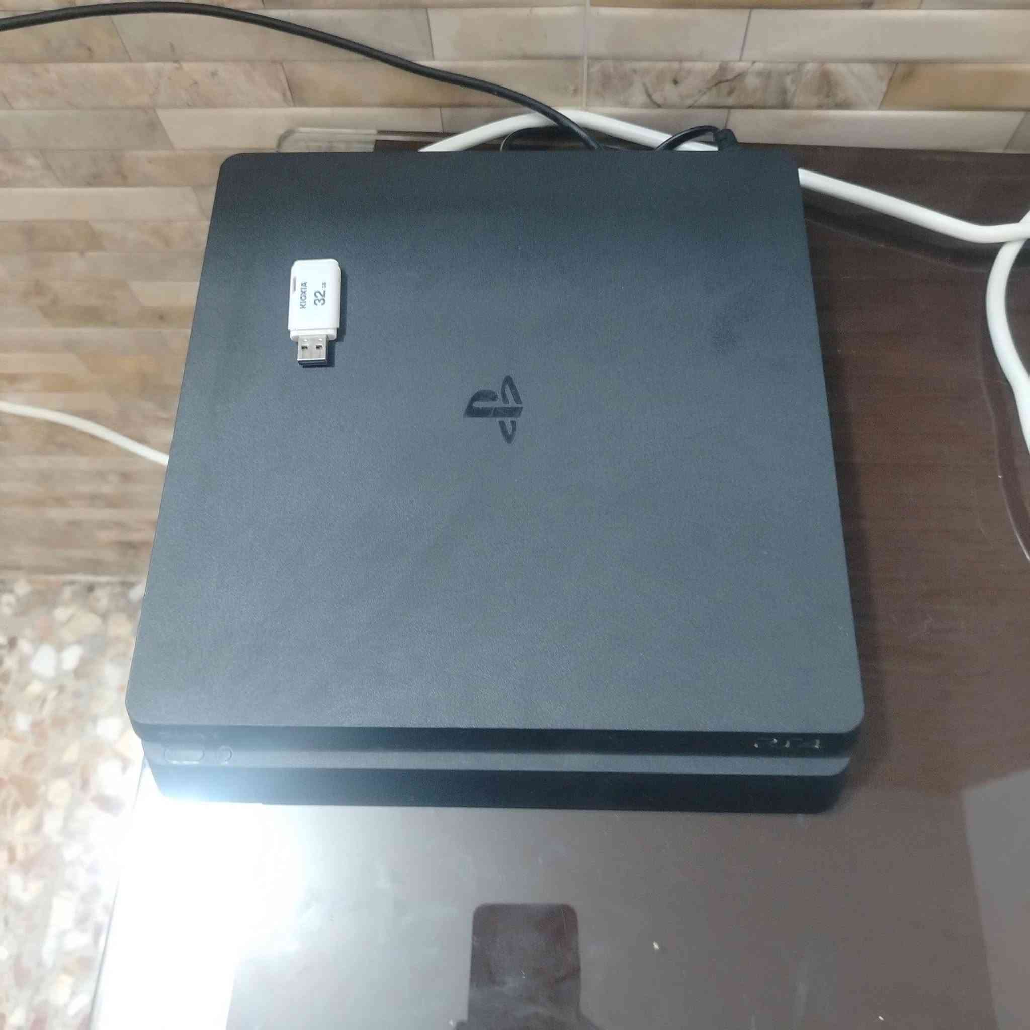 بلي ٤ مستعمل ٤ الشهر نضافة100٪  ما مفتوح  مع كامل الملحقات
زاد يدتين🎮 
يدة اصلية🎮 ✅ 
ويدة تجارية🎮

 زأد يوبي اس جديد نضافة100٪ مع كامل الملحقات

زاد ايباد هونر اكس ثمانية نضيف نضافة90٪ مع كامل ملحقاتة

 للببع او لمراوس بايفون


**إذا كنت صاحب هذا الإعلان وتريد حذفه لأي سبب، رجاءا أرسل رسالة إلى الدعم الفني**