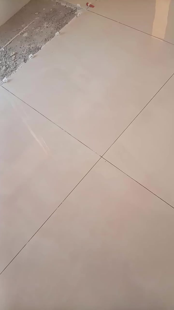 السلام عليكم خلفه سيراميك وكاشي ومرمر وبيات شغل درجه اولى متفرغ حاليا في بغداد تواصل ***********
