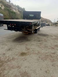 07716242227السلام عليكم بدي لبيع