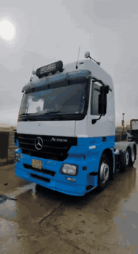 للبيع اكتروز ميكه موديل 2007 حجم 2546 سنكل امامي دوار بلادي توماتيك 8نمره ثلاجه داخليه داخل ليزر هورنات بلادي الاتصال عبر الهاتف ***********. ***********
