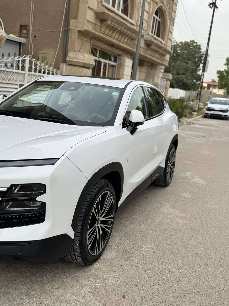 Jetour dashing 2024 فئة 1600 luxury
كلين تايتل فول والفئة معروفة تشغيل عن بعد ٨ نمر كير شاشة كبيرة بانوراما 
المكان : بغداد اليرموك قرب الاربع شوارع 
الرقم: *********** واتس
***********
خابر وتدلل
