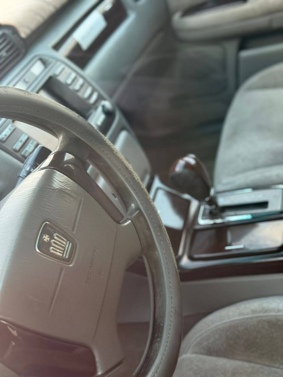 السلام عليكم
ملكه البيع رقم كركوك مدفوع كمرك قرار 48قرص موجود 
سياره دكمتين برده خلفيه تحكم سترين كرستال اصل سياره 
شاصي 71 مكينه ديفور الزغير 
مكاني نجف ...السعر 90وبيه مجال ..رقم ***********
