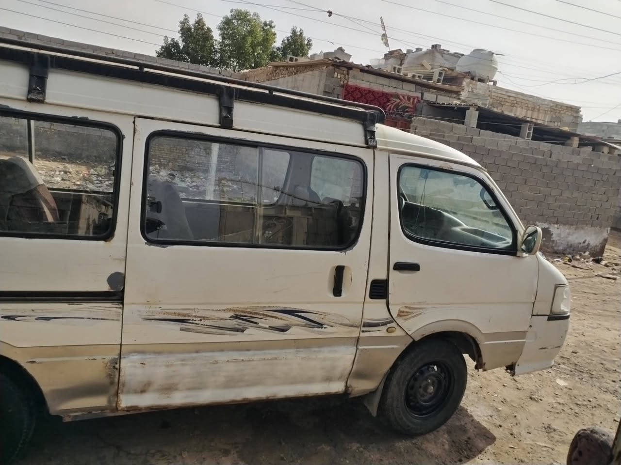 السلام عليكم فتون 2008 بورسلان   سياره حلوه  السنويه ال 2028  مكينه جديده  محورينها بنكو  بشرط لا تبخر ولا تنقص گير اكسل خير من الله
 ونضيفه مداور ثاني يوم  ( ملاحضه مكينه محور كاز يعني تفويله تنساهه) سعر 40بيها مجال اتصل ودلل رقم *********** واتساب عنواني بغداد حي اور
