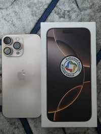 جهاز 16 برو ماكس ذاكرة 256 بطارية 100  جهاز شخط مابي نضافة 100/100  لس...