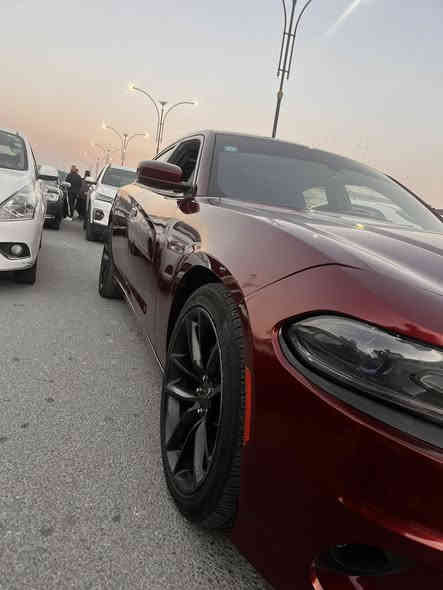 السلام عليكم جاجر موديل ٢٠١٧ اصل وارد امريكي حادث مدكر  الايمن ومبدل وبيبان ثنين صبغ اثر جراد مصبوغ جماليه فقط باقي تفاصل اتصل ***********  سعر ١٧٠$ وبيه مجال بسيط
