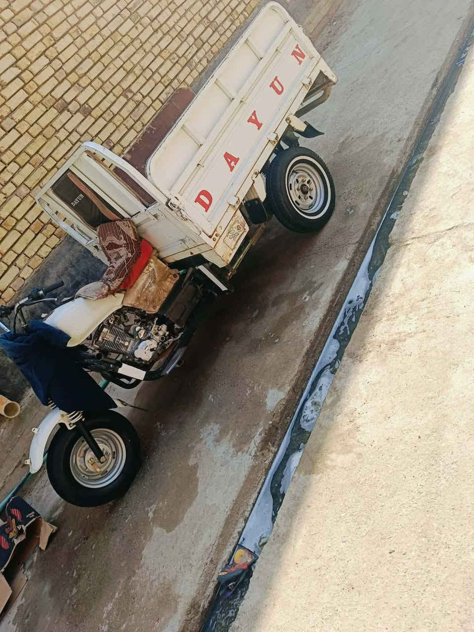 السلام عليكم ستوته مديل واحد وعشرين رقم وسنويه ثاني يوم احولك بسمك محرك كارتون كامله كلش سلف هندر دبل شاره مكاني ناصريه سوق الشيوخ كرمت بني سعيد وهاذه  رقمي***********
