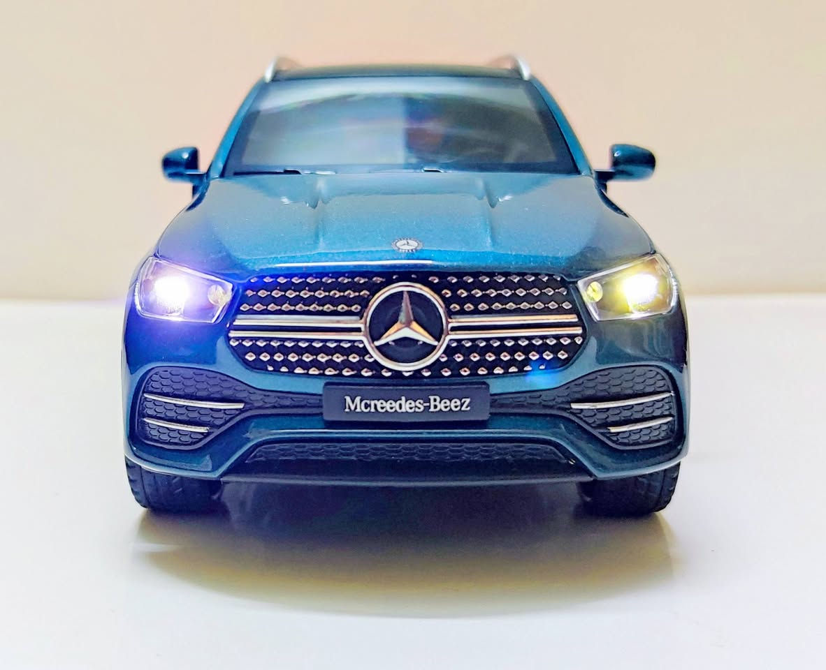 هذا المجسم المعدني لسيارة مرسيدس بنز جي إل إي (Mercedes Benz GLE 350) مقاس 1:24 تحفة فنية مصغرة تتميز بتفاصيل واقعية دقيقة، أبواب قابلة للفتح، وإضاءة ومريات ضم وكلاس وصوت موتور 
للتواصل على الخاص او اتصال واتساب /01006962258
#ماكيت_كار
#ماكيت_سيارات
#مجسمات_سيارات
#سيارات_مصغرة
#ماكيت
#ModelCars
#Diecast
#DiecastCars
#ScaleModel
#CarModel
#MiniCars
#CarCollectors
#هواة_السيارات
#عشاق_السيارات
#ClassicCarsModel
#SuperCarsModel
#ماكيت_سيارات
#مجسمات_سيارات
#سيارات_مصغرة
#ماكيت
#ModelCars
#Diecast
#DiecastCars
#ScaleModel
#CarModel
#MiniCars
#CarCollectors
#هواة_السيارات
#عشاق_السيارات
#ClassicCarsModel
#SuperCarsModel


**إذا كنت صاحب هذا الإعلان وتريد حذفه لأي سبب، رجاءا أرسل رسالة إلى الدعم الفني**