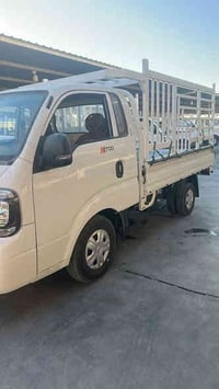 محجل كيا للبيع كامل صبغ جديد مابي خياس الاتصال 07800093694