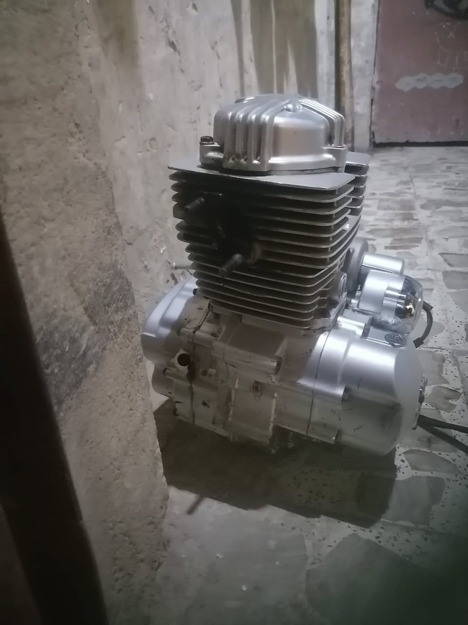 محرك لبيع شغال بي صوت كرنك يمكن سعره ٦٠ شراي يراسلني


**إذا كنت صاحب هذا الإعلان وتريد حذفه لأي سبب، رجاءا أرسل رسالة إلى الدعم الفني**
