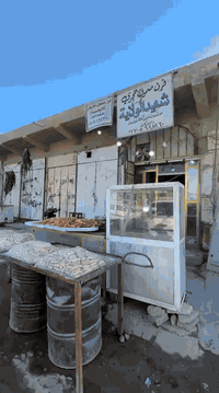 فرن صمون للبيع جاهز هو وملحقاته المكان السوق الشارع العام مقابيل المندي اليمني استفسار  ***********
