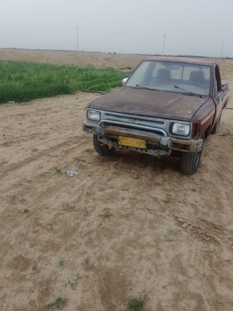 سلام عليكم بيكم مديل 1991مكينةً وكير مكفولات رقم واسط سنوية صاقطة بل 2021 شاصي مكفول سعر 15وبيهة مجال بيع مستعجل رقم الهاتف ***********انتصال❤️
