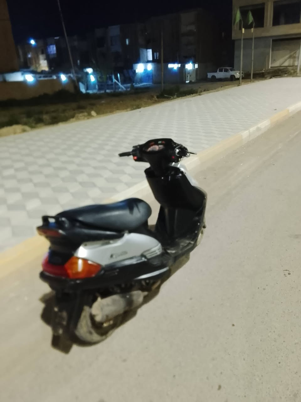 سلام عليكم دراجه فراشه البيع محرك ناعم صوته مكاني بعقوبة التحرير سعر 300//***********
